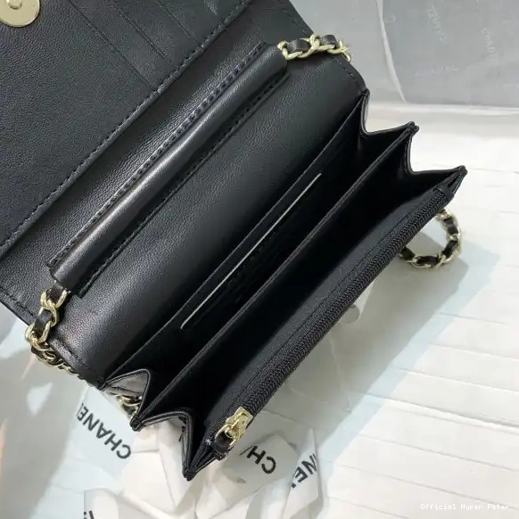 Hyper Peter ON WALLET CHAIN MINI CHANEL 0626